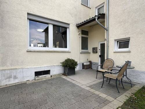 Wohnungseingang - Mehrfamilienhaus, Wohnhaus mit 110,00 m&sup2; in Bünde zum Kaufen