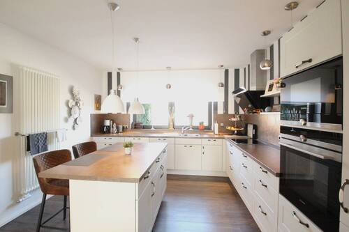 Bild 1 - Zweifamilienhaus mit Charme und viel Platz - Ihr neues Zuhause zum Wohlfühlen