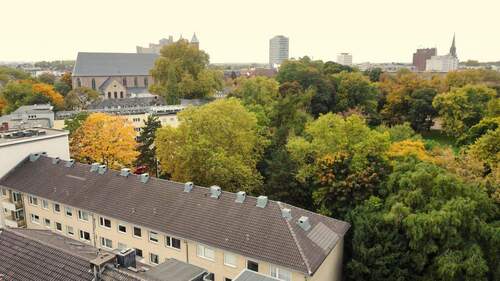 Häuserreihe am Park - 