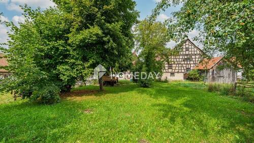 Garten 2 - Haus in Dornröschenschlaf! 1 bis 2 Familienhaus mit großem, bebaubarem Grundstück & Potenzial