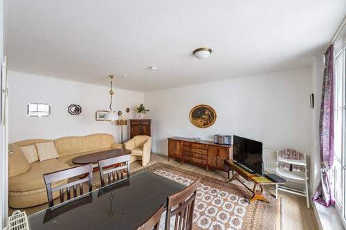 Wohnzimmer - Etagenwohnung mit 63,00 m&sup2; in Binz zum Kaufen