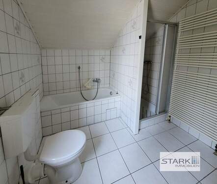 OG Bad mit Dusche.jpg - 