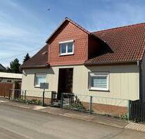 Familiendomizil mit Praxis - 280.000,00&nbsp;EUR Kaufpreis, ca.&nbsp; 152,00&nbsp;m&sup2;&nbsp;Wohnfl&auml;che in Drei Gleichen (PLZ: 99869) Großrettbach