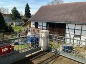 Dachterrasse mit Blick auf Grundstück - 6 Zimmer Einfamilienhaus in Drei Gleichen