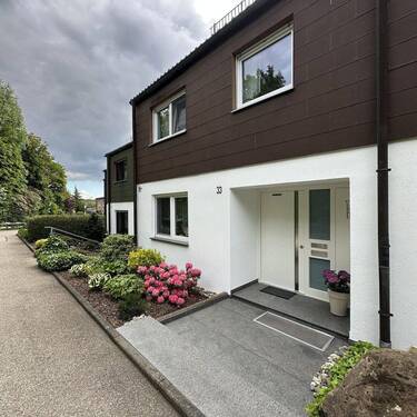 Hauseingang - 5 Zimmer Reihenmittelhaus zum Kaufen in Bopfingen
