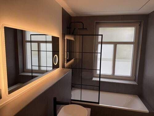 Badezimmer - 3 Zimmer Etagenwohnung zum Kaufen in Dresden