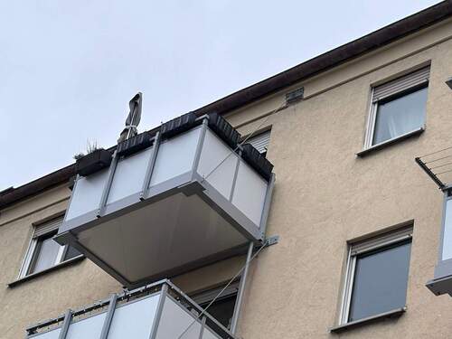 3-ZW mit Balkon - Zentrumsnahe 3-Zimmerwohnung mit Balkon in 90443 Nürnberg-Steinbühl