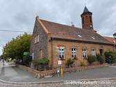 Hausansicht - Vielseitig nutzbares Anwesen: Cafe & Pension und Wohnen unter einem Dach - im historischen Ambiente