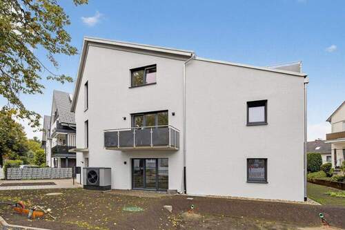 Außenansicht Straßenseite - 