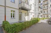 Sehr gepflegter und sonniger Innenhof - 2 Zimmer Etagenwohnung zum Kaufen in Berlin