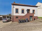 Vorderansicht - Renovierungsobjekt in ruhiger Lage - gestalten Sie Ihr Traumhaus