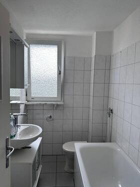 Badezimmer - 2 Zimmer Etagenwohnung in Oberhausen
