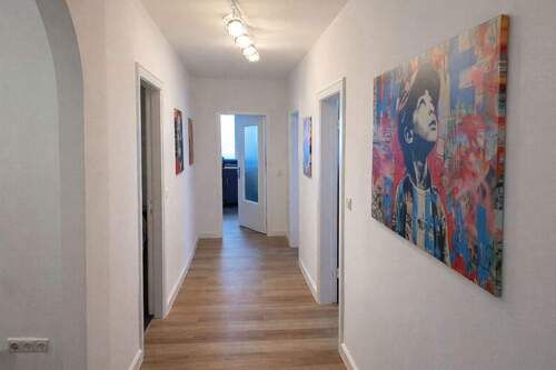 Flur - 3 Zimmer Etagenwohnung zur Miete in Quickborn