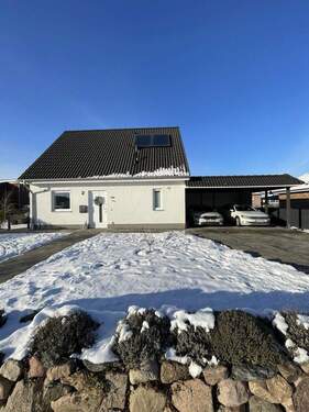 Hausansicht - - Provisionsfrei - Einfamilienhaus im Neubaugebiet Selmsdorf mit Komfort und moderner Technik