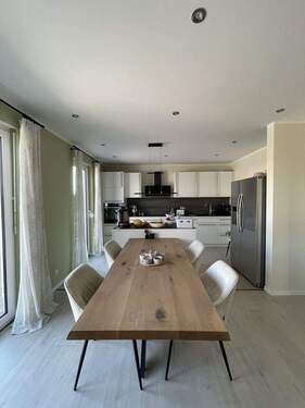 Blick auf die offene Küche - 