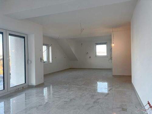 WHG0237_Kochen_Essen - Erstbezug nach Sanierung - 2,5 Zi.DG-WHG mit Gr.Balkon zur Miete in Vöhringen !