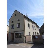 2 Häuser 1 Preis auf 670m² Grund - Mühlhausen