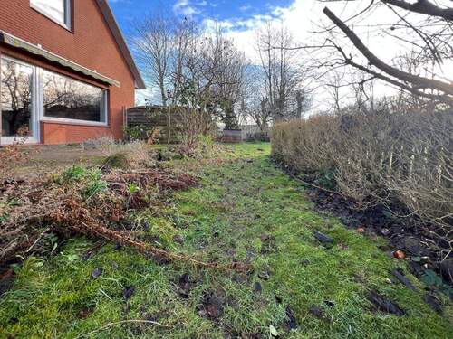 SCHRICK IMMOBILIEN: Hoisdorf - 5 Zimmer Einfamilienhaus in Hoisdorf