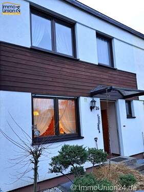 Bild 3 - 5 Zimmer Reihenmittelhaus in Nürnberg