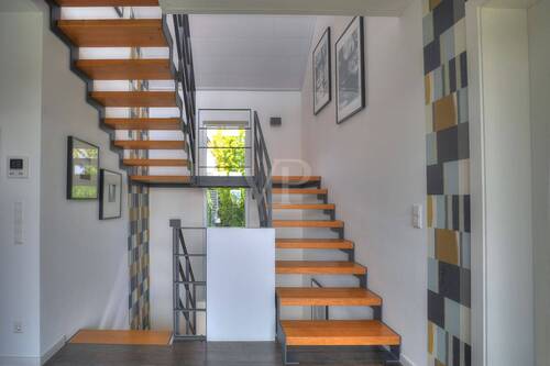 Treppenhaus im Obergeschoss - 