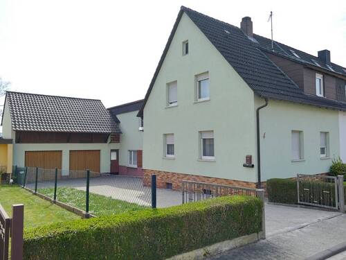 Außenansicht - Sanierungsbedürftiges Einfamilienhaus mit Potenzial und Fördermöglichkeiten