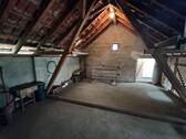 Lagerraum über den Garagen - 