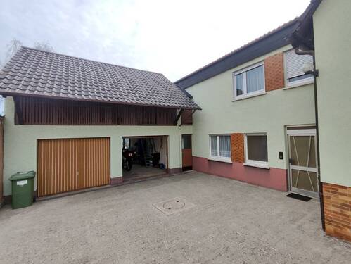 Außenansicht - 7 Zimmer Doppelhaushälfte zum Kaufen in Walzbachtal