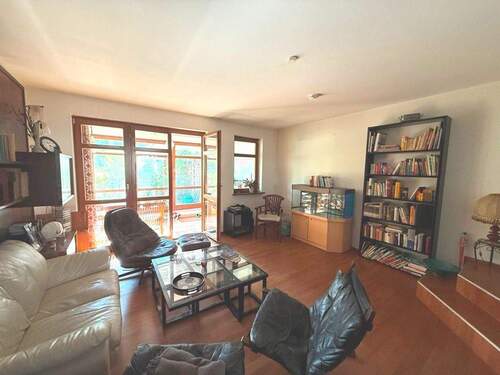 Wohnzimmer - 3 Zimmer Etagenwohnung in Berlin