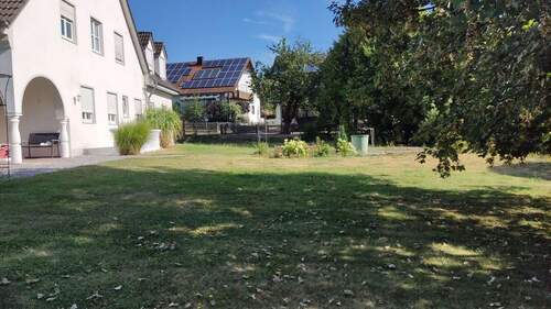 Ansicht Ost - 8 Zimmer Einfamilienhaus zur Miete in Volkenschwand