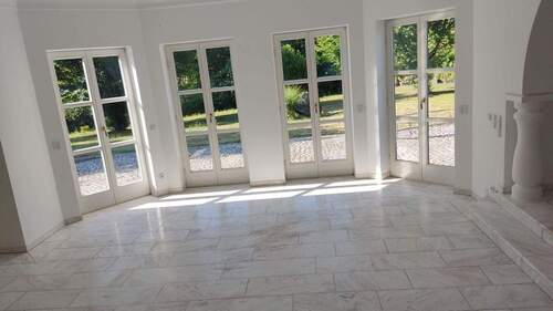 Wohnzimmer - Einfamilienhaus mit 268,00 m&sup2; in Volkenschwand zur Miete