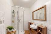 Bad mit Dusche (Einrichtungsvisualisierung) - 