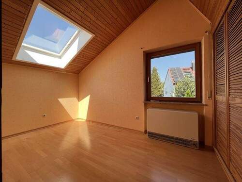 1. Zimmer im OG - 