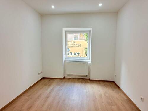 Wohnzimmer - 2 Zimmer Etagenwohnung in Nürnberg
