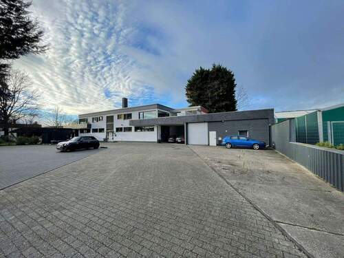 Zufahrt - Büro zur Miete in Koblenz