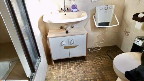 Nebengebäude Bad-WC - 