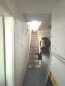 Flur mit Treppe zu Obergeschoss - 