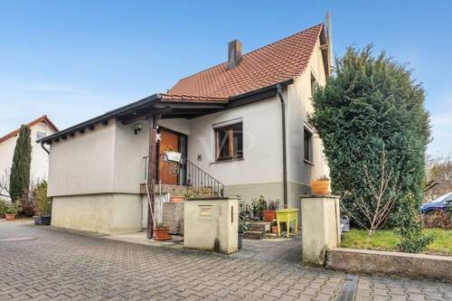 Außenansicht II - 4 Zimmer Einfamilienhaus in Weinsberg