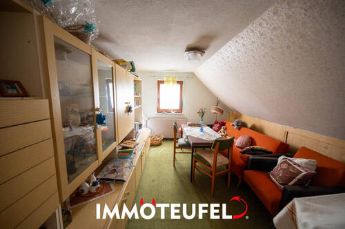Zimmer im Spitzboden - 