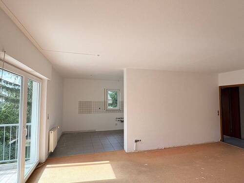 Wohnzimmer - Etagenwohnung mit 78,80 m² in Coswig zur Miete