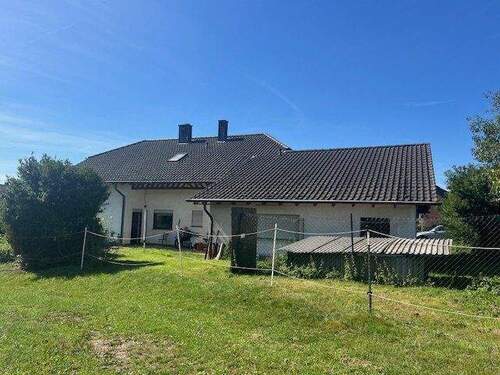 Bild 3 - 6 Zimmer Einfamilienhaus in Saarwellingen
