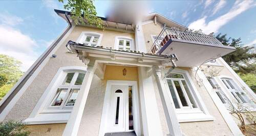 Vorderseite - Eingang - 5 Zimmer Doppelhaushälfte zur Miete in Hamburg