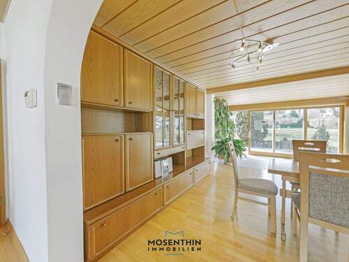 Blick zum Wintergarten - Doppelhaushälfte mit 106,00 m&sup2; in Kirchheim unter Teck zum Kaufen