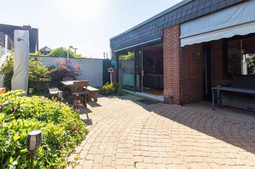 Terrasse vor Wohnzimmer 1 - 