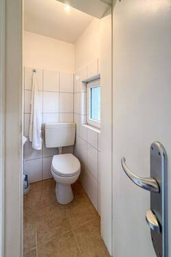 WC - 