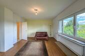 Wohnzimmer - Einfamilienhaus mit 73,00 m² in Rösrath zum Kaufen
