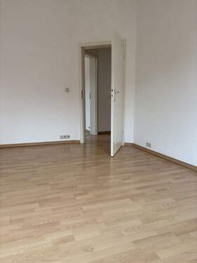 Zimmer 1 - 