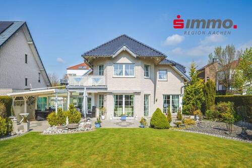 Titelbild - Kohlscheid! Exklusives, freistehendes Einfamilienhaus mit großem Grundstück und Einliegerwohnung