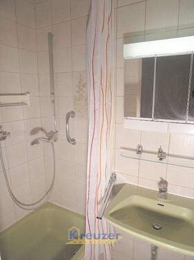 Sep. Duschbad/Gästezimmer - 