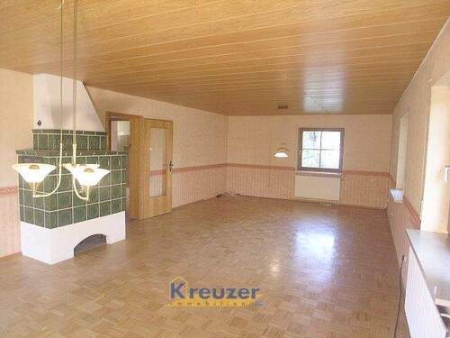 Wohnzimmer_Kachelofen - 