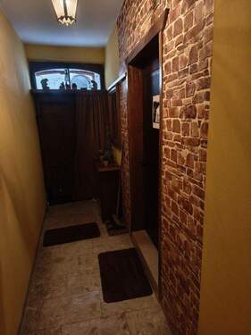 EG. Flur - 1 Zimmer Mehrfamilienhaus, Wohnhaus zum Kaufen in Lieser